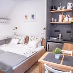 ピナ アパート *