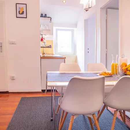 Pinna Hvar Apartamento *